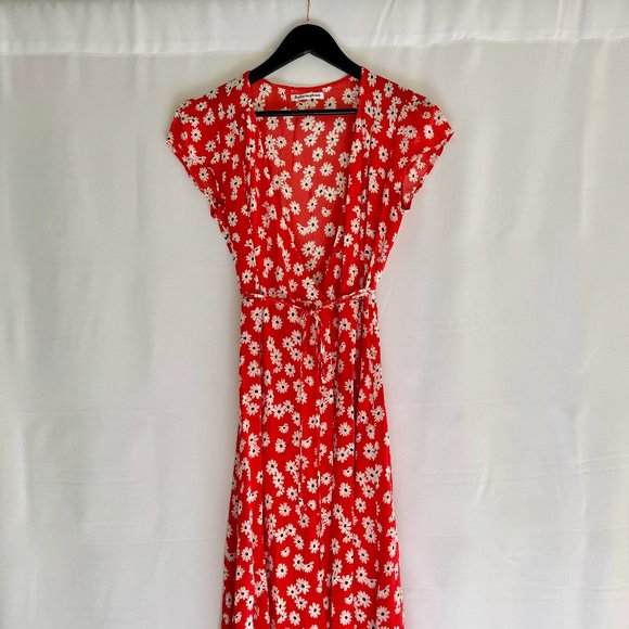 Reformation Wrap Midi Dress - Red Floral Daisy - Size Medium - Picture 2 of 7